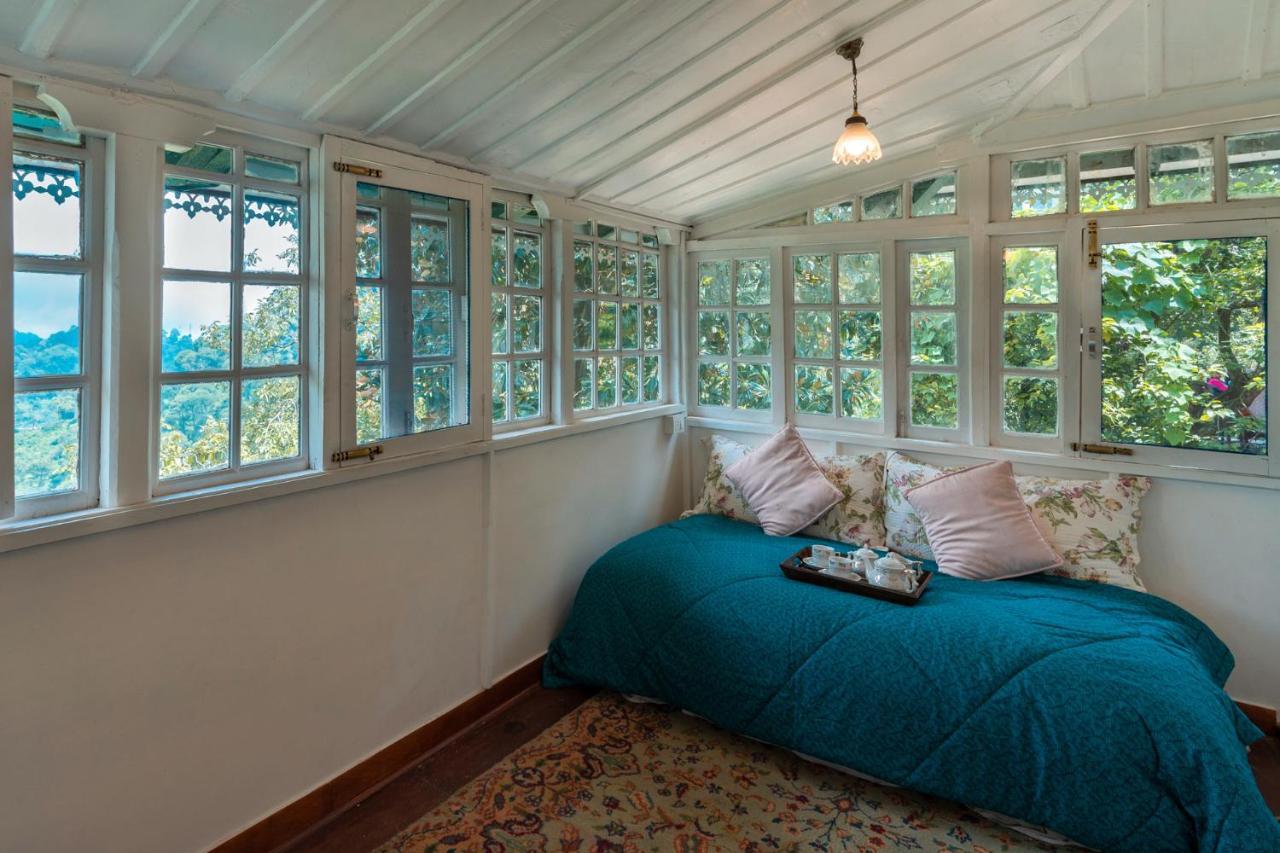Stayvista At Springfield With Bonfire Kasauli Exterior foto